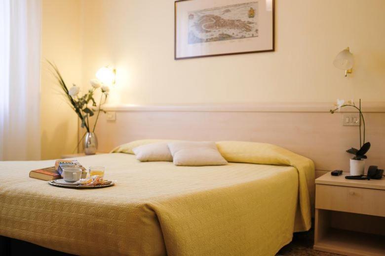 Santa Lucia Hotel Venedig