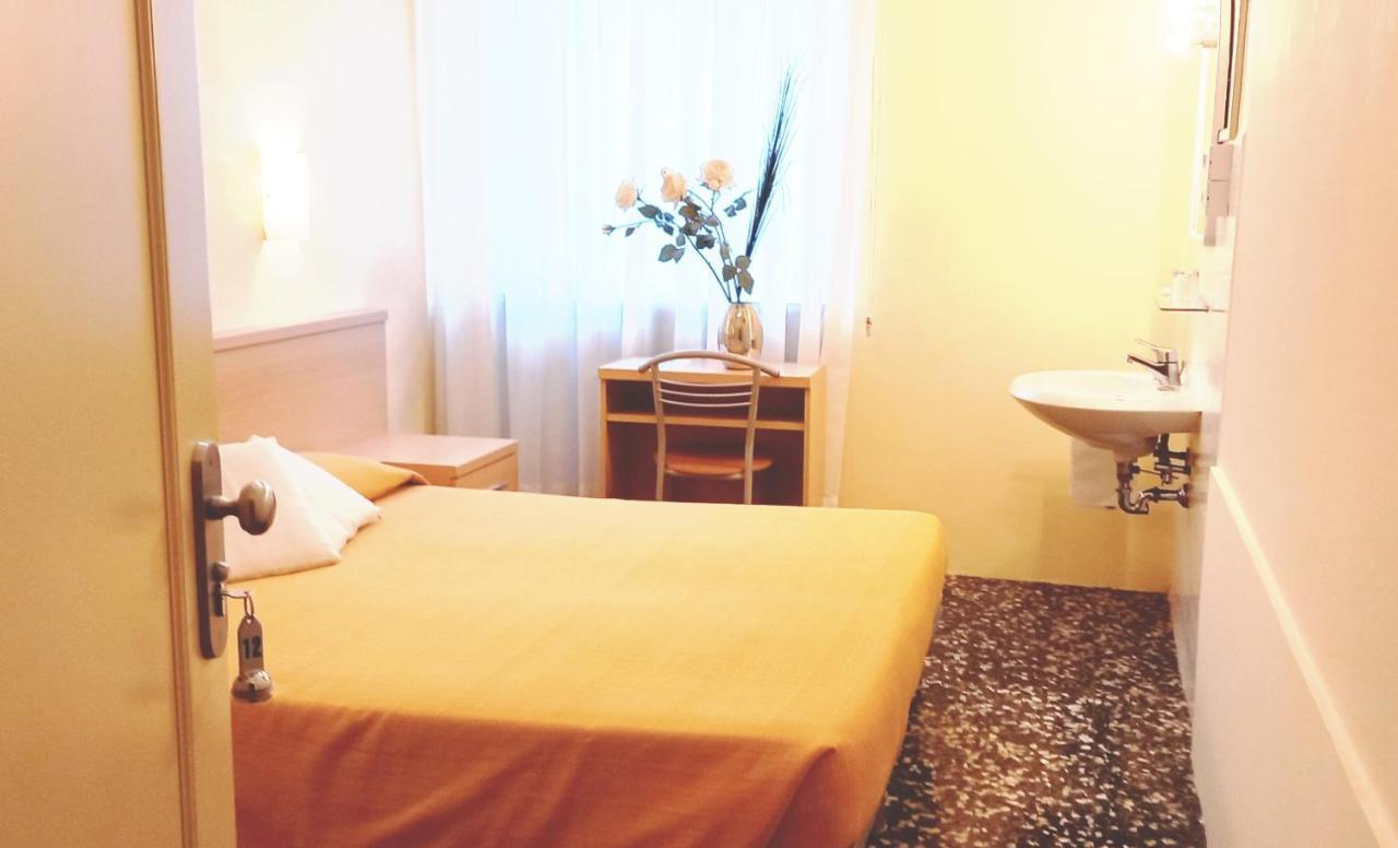 Santa Lucia Hotel Venedig